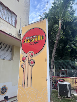 Submarino Amarillo