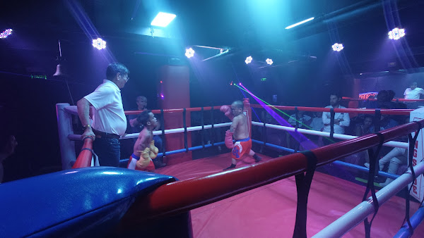 Ring Side